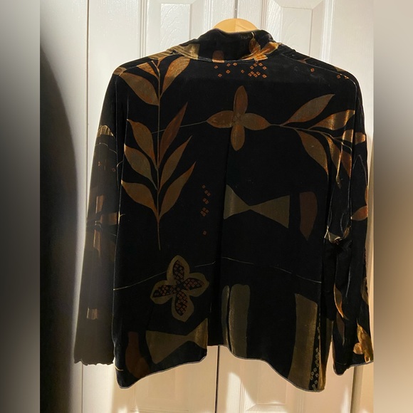 Soft Luxurious Lightweight Velvet Jacket by Louis Simon for La “Libellule” - Picture 5 of 8